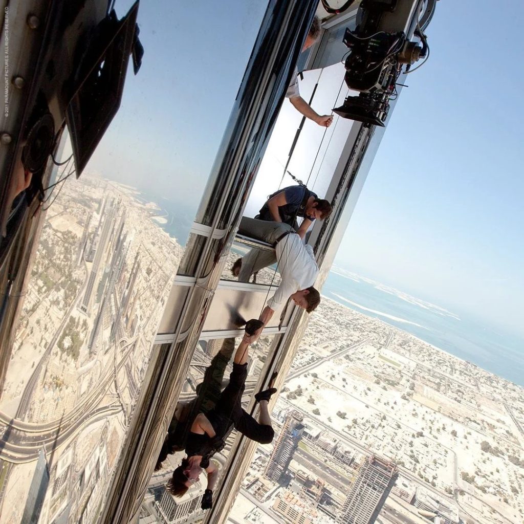 /tom Cruise Mission Impossible Ghost Protocol